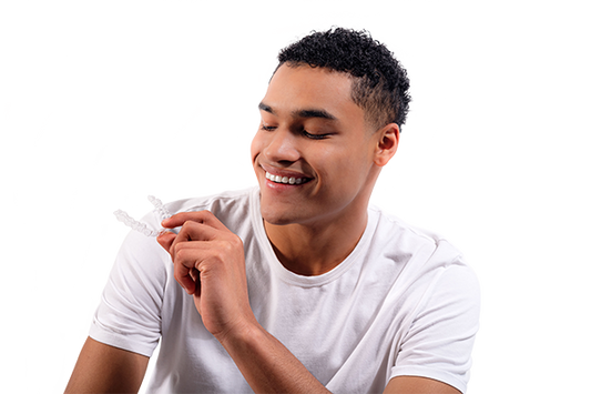 Clear aligners for adults: enhancing your smile, discreetly with Caspersmile
